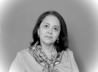 MÓNICA TAPIA HERNÁNDEZ